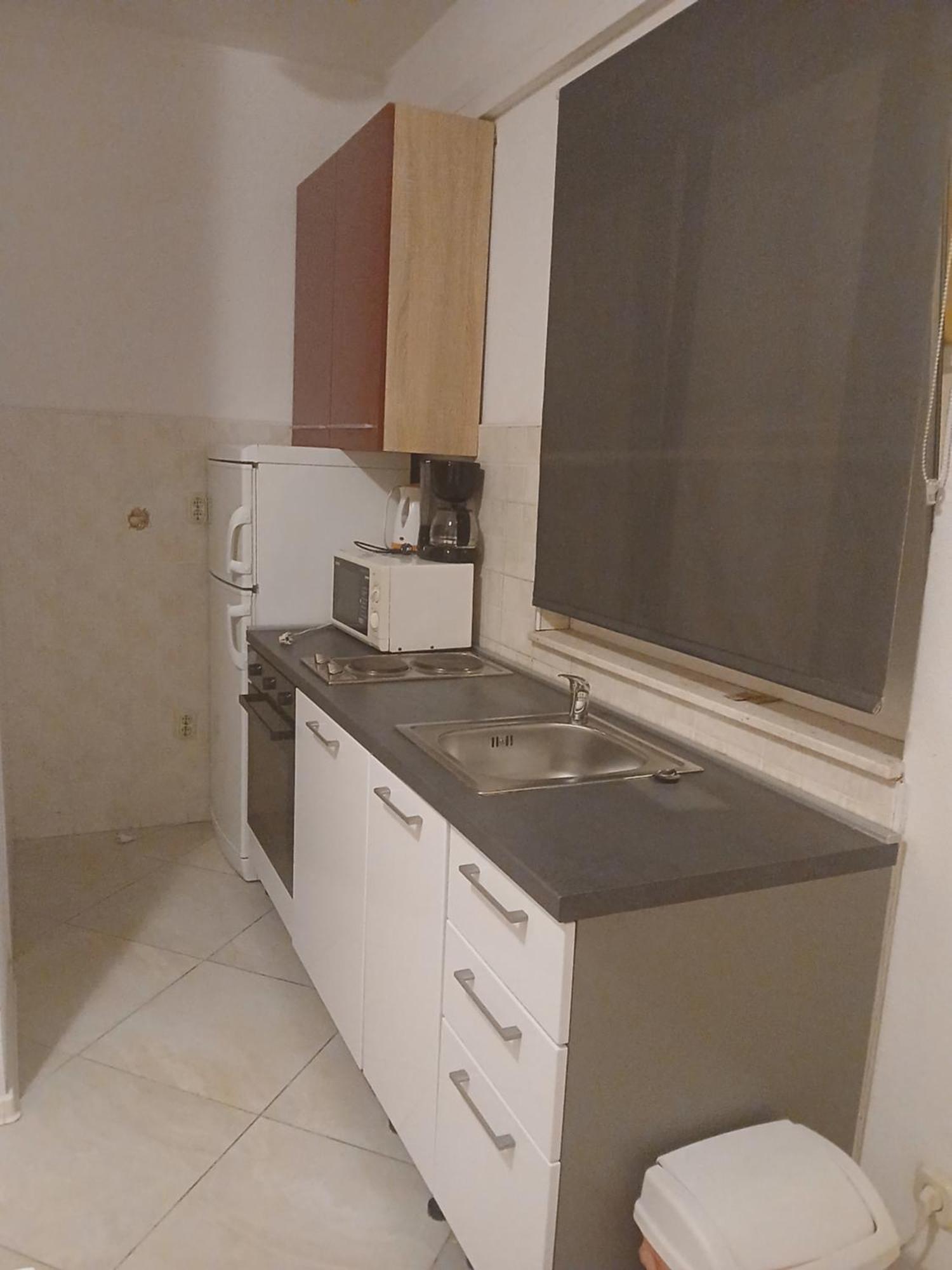 Apartmani Kulas Pakostane Bilik gambar